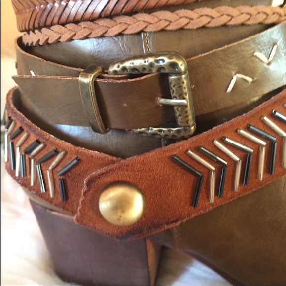 BROWN FAUX LEATHER WESTERN BOOTS - Picture 8 of 8